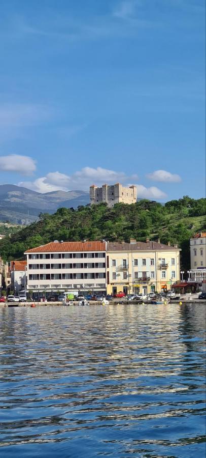 Zad Senj Apartman Exterior foto